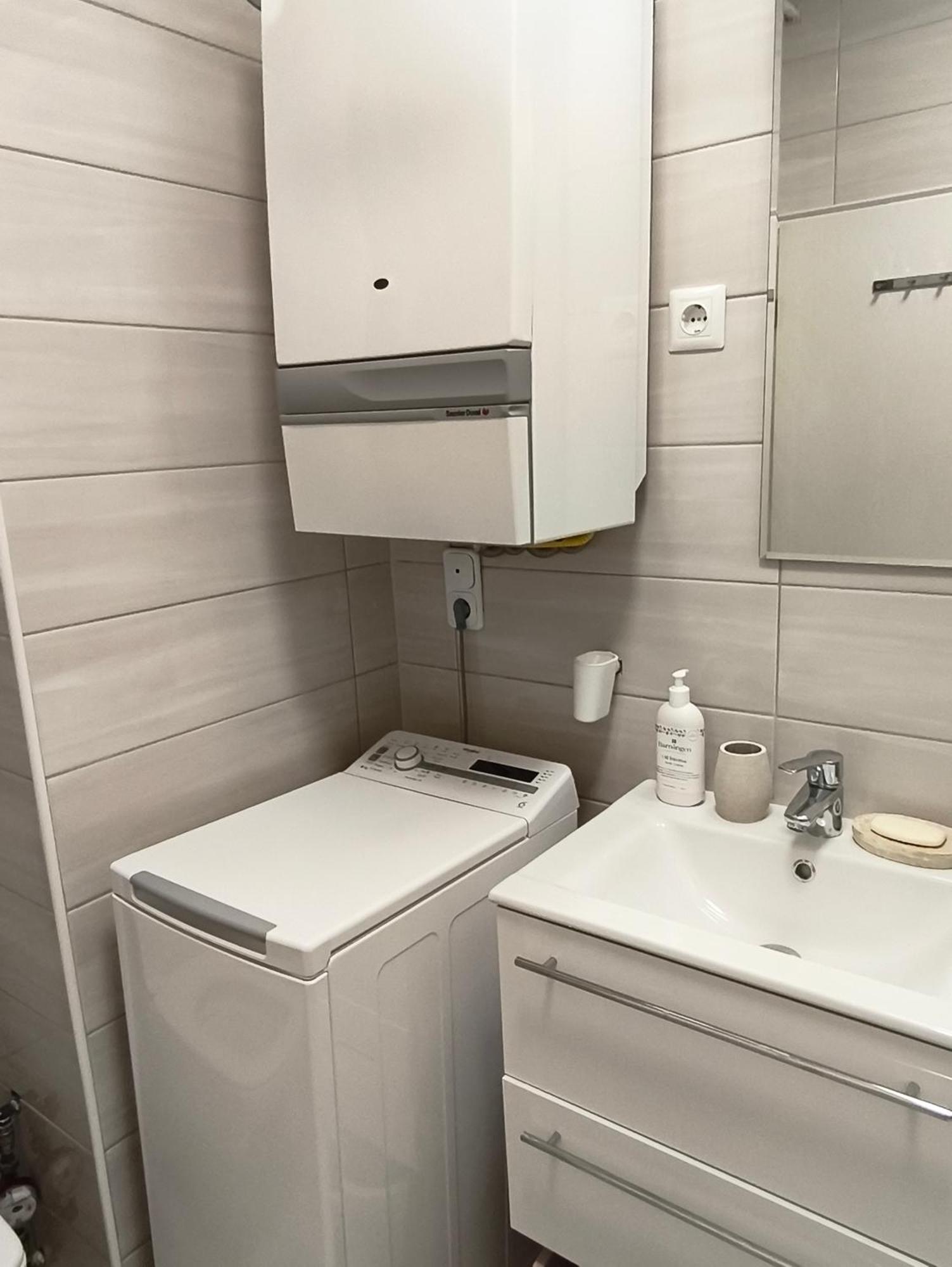 Britannica Apartment Heviz Exterior photo